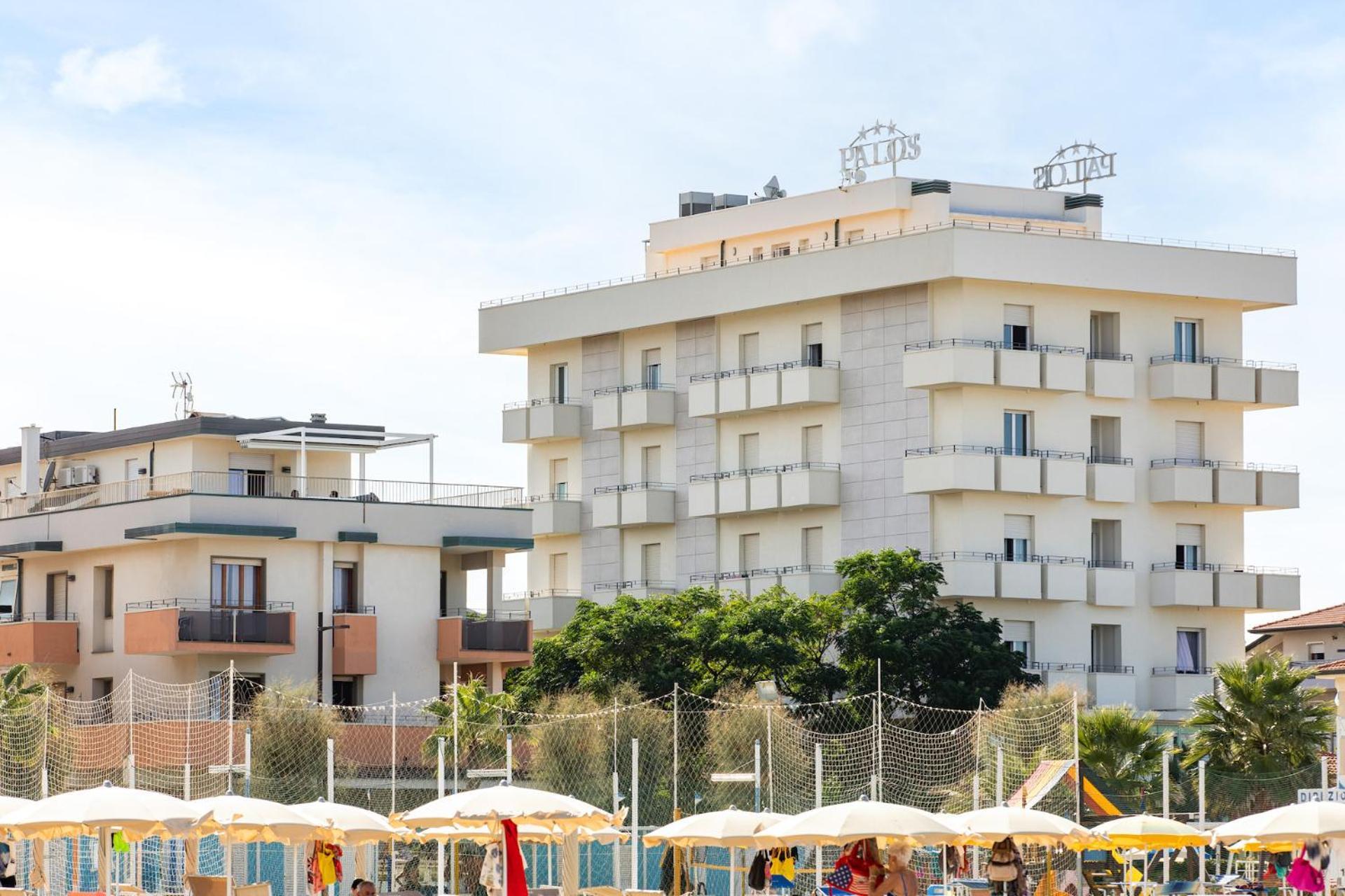 Hotel Palos リミニ エクステリア 写真