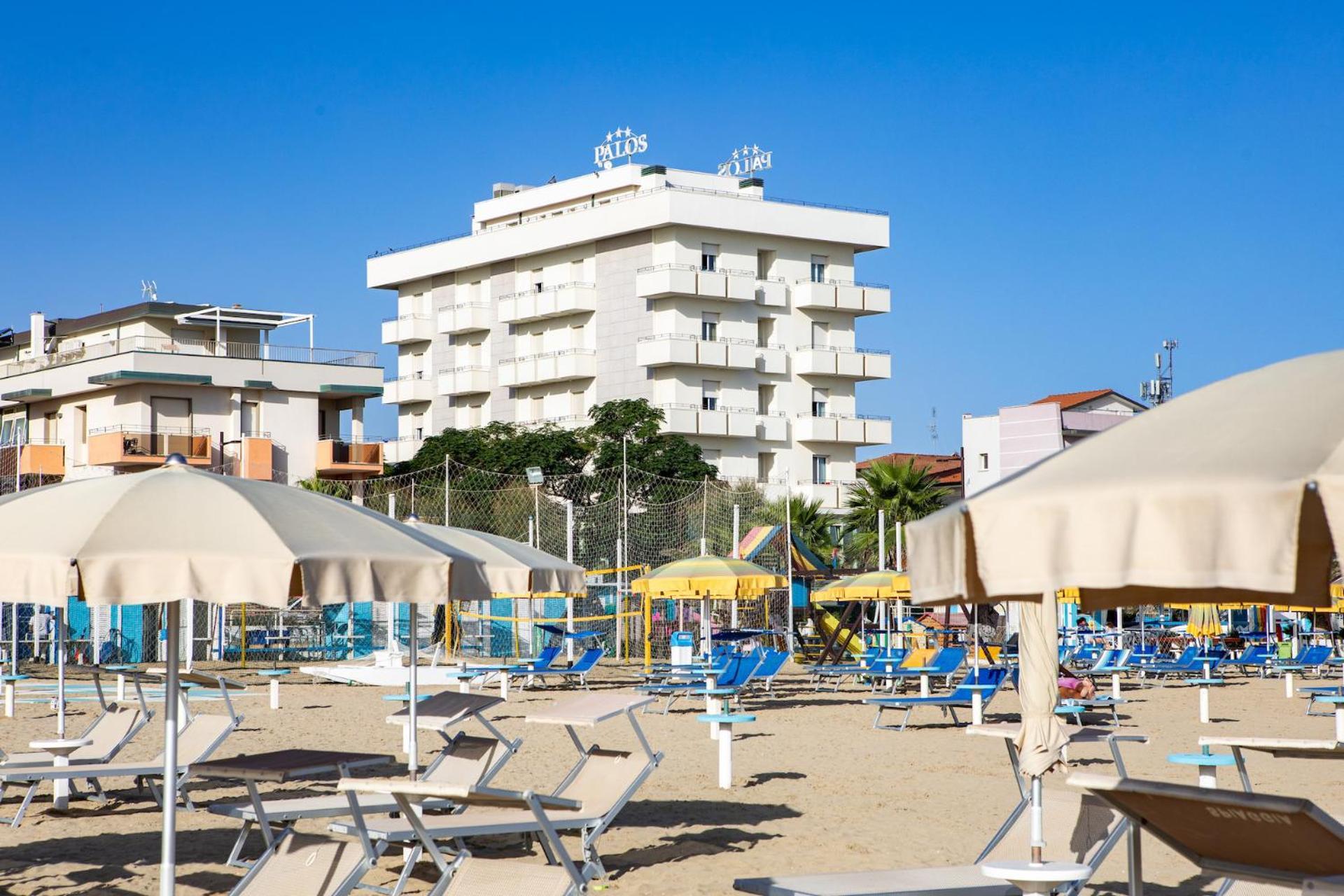 Hotel Palos リミニ エクステリア 写真