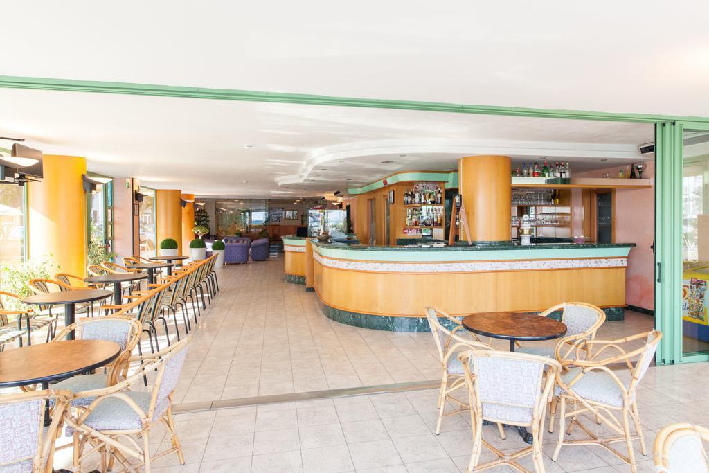 Hotel Palos リミニ エクステリア 写真